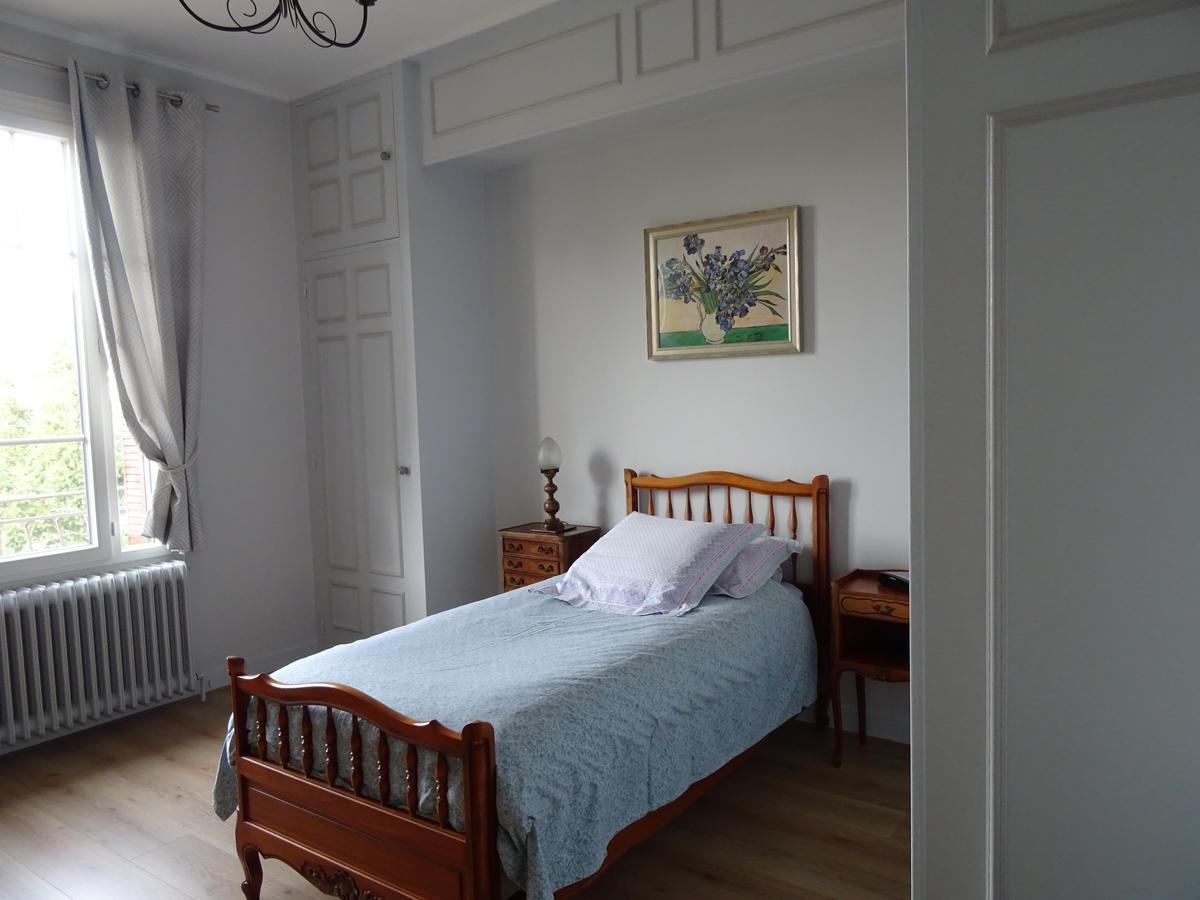 Chez Sylvie Hotel Sainte-Foy-les-Lyon Luaran gambar